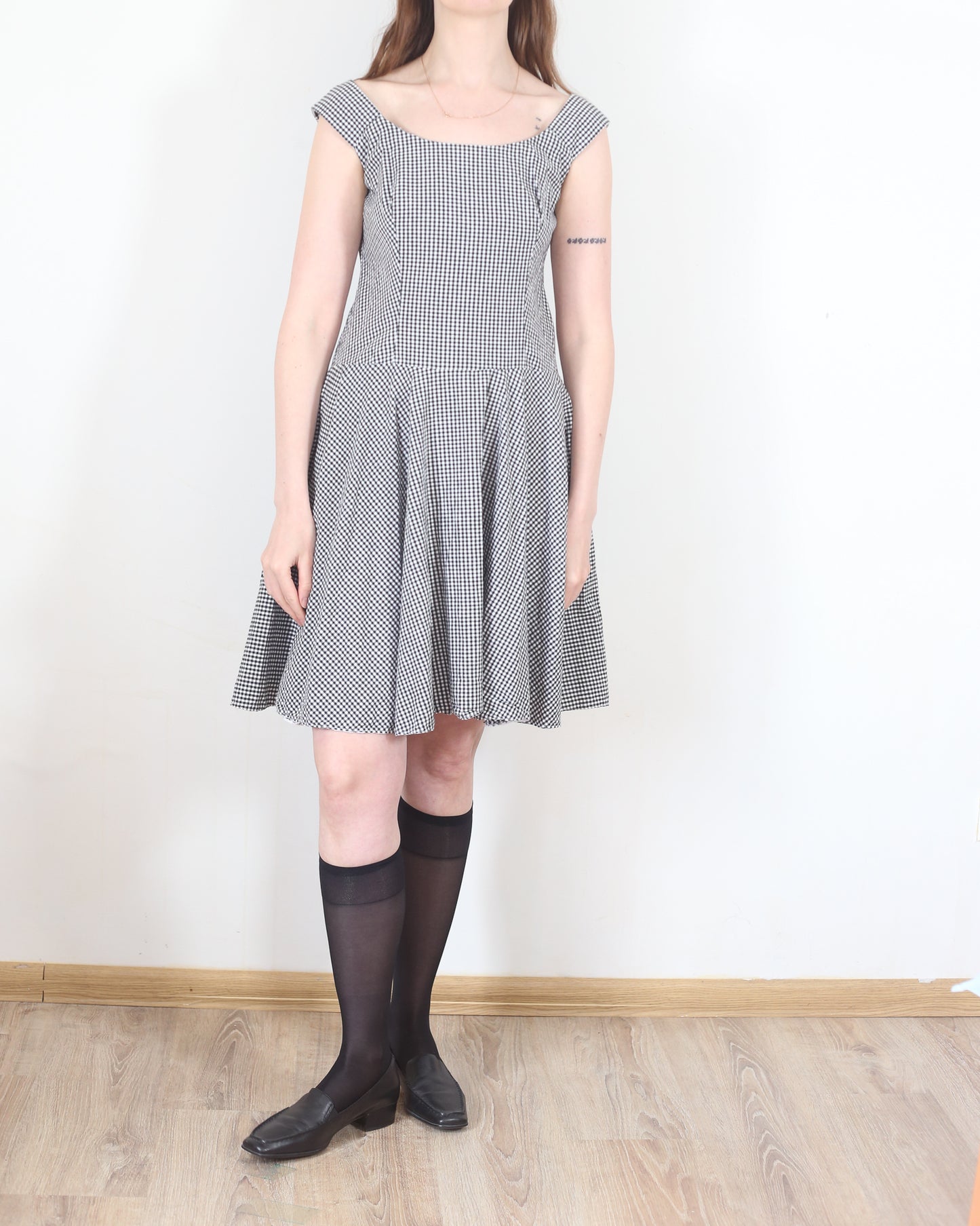 black&white dress, M