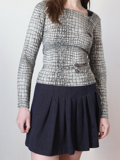 pleated mini skirt
