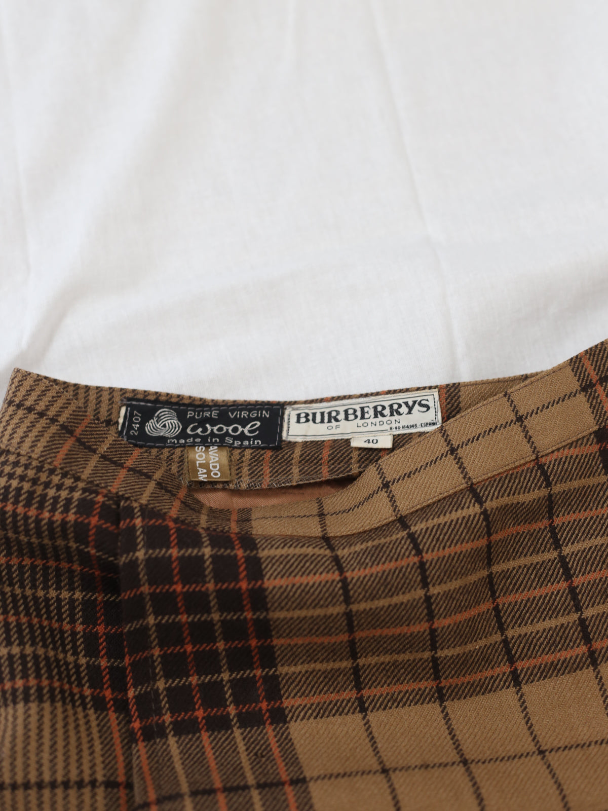 plaid Burberry skirt, XS-S