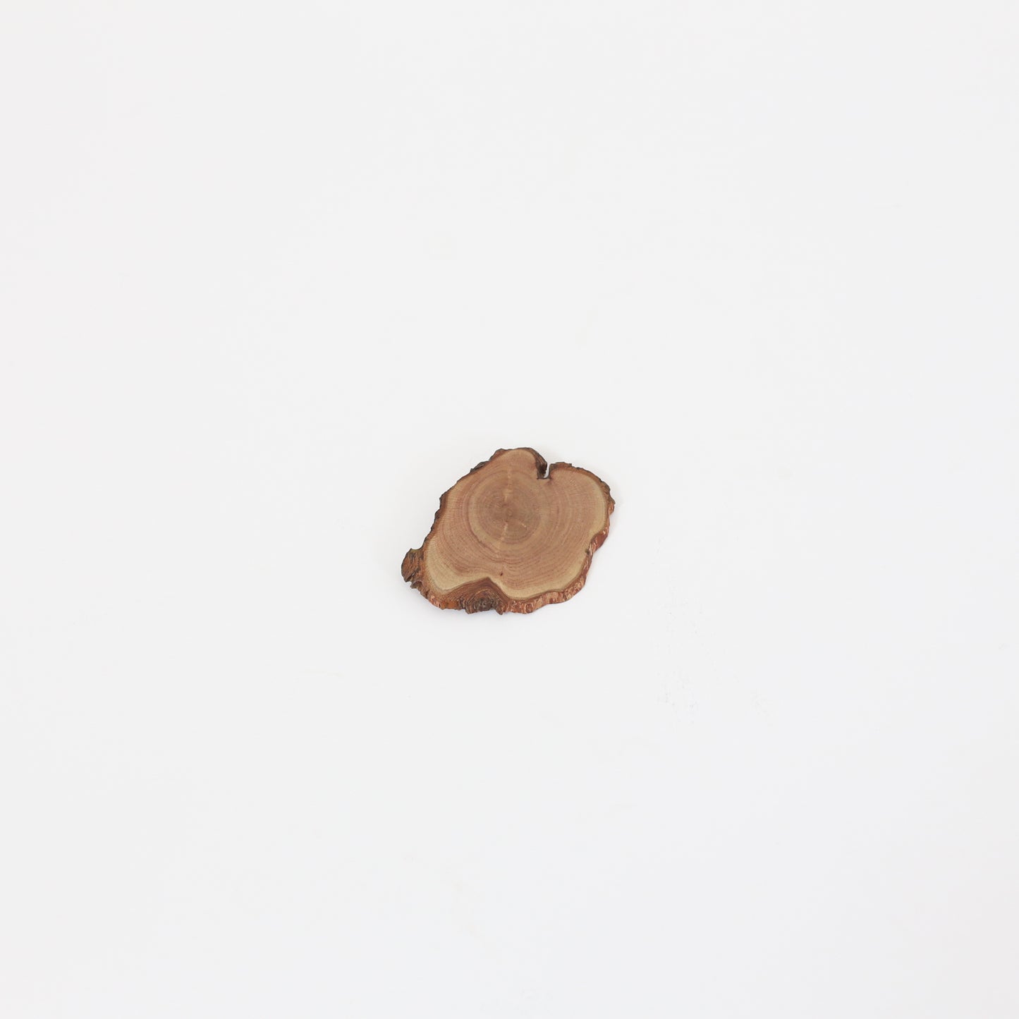 80's wood brooch