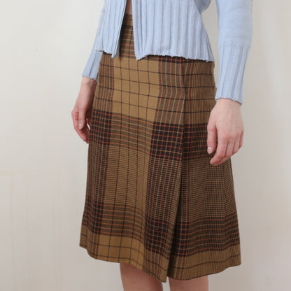 plaid Burberry skirt, XS-S