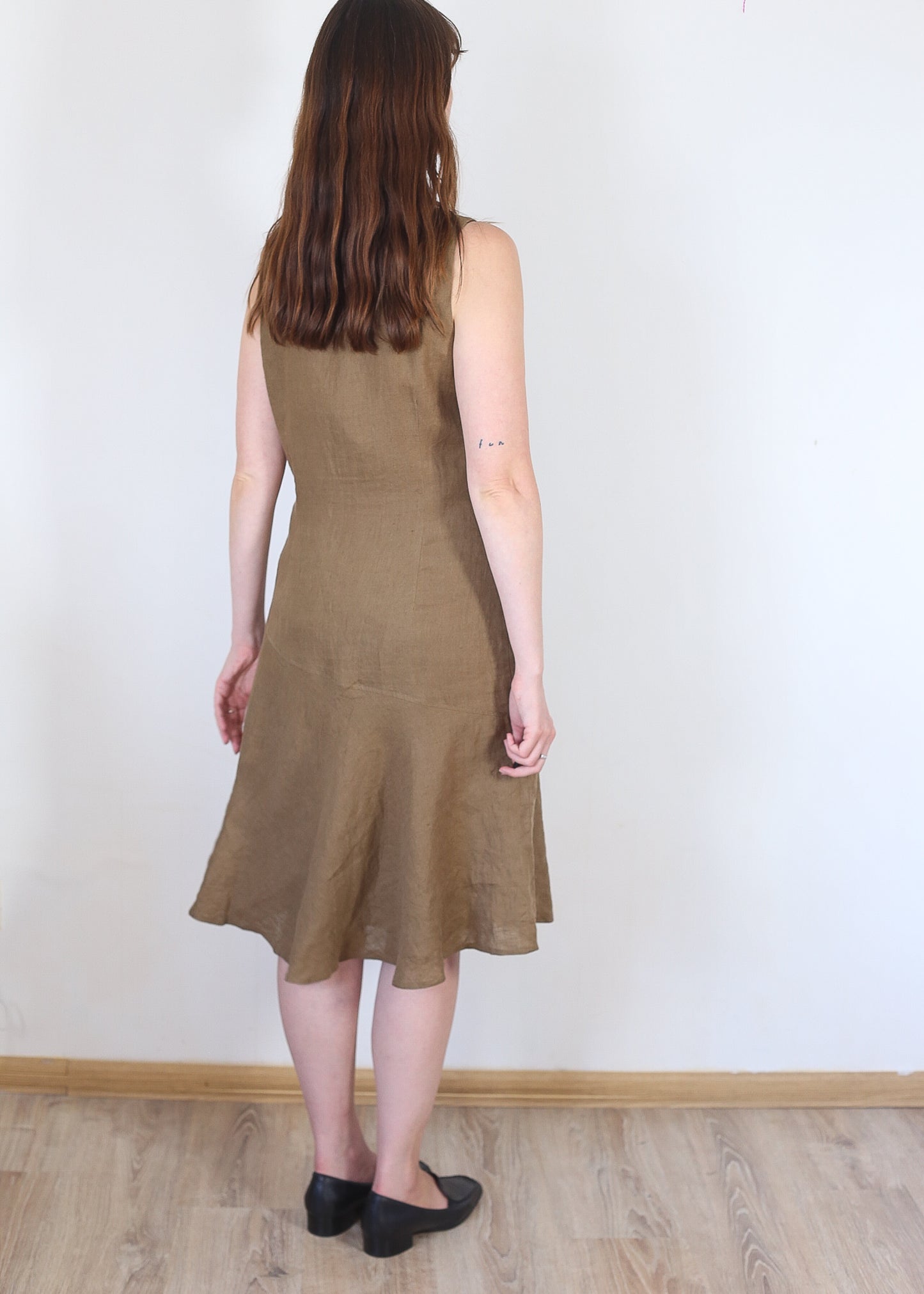 brown linen dress, M
