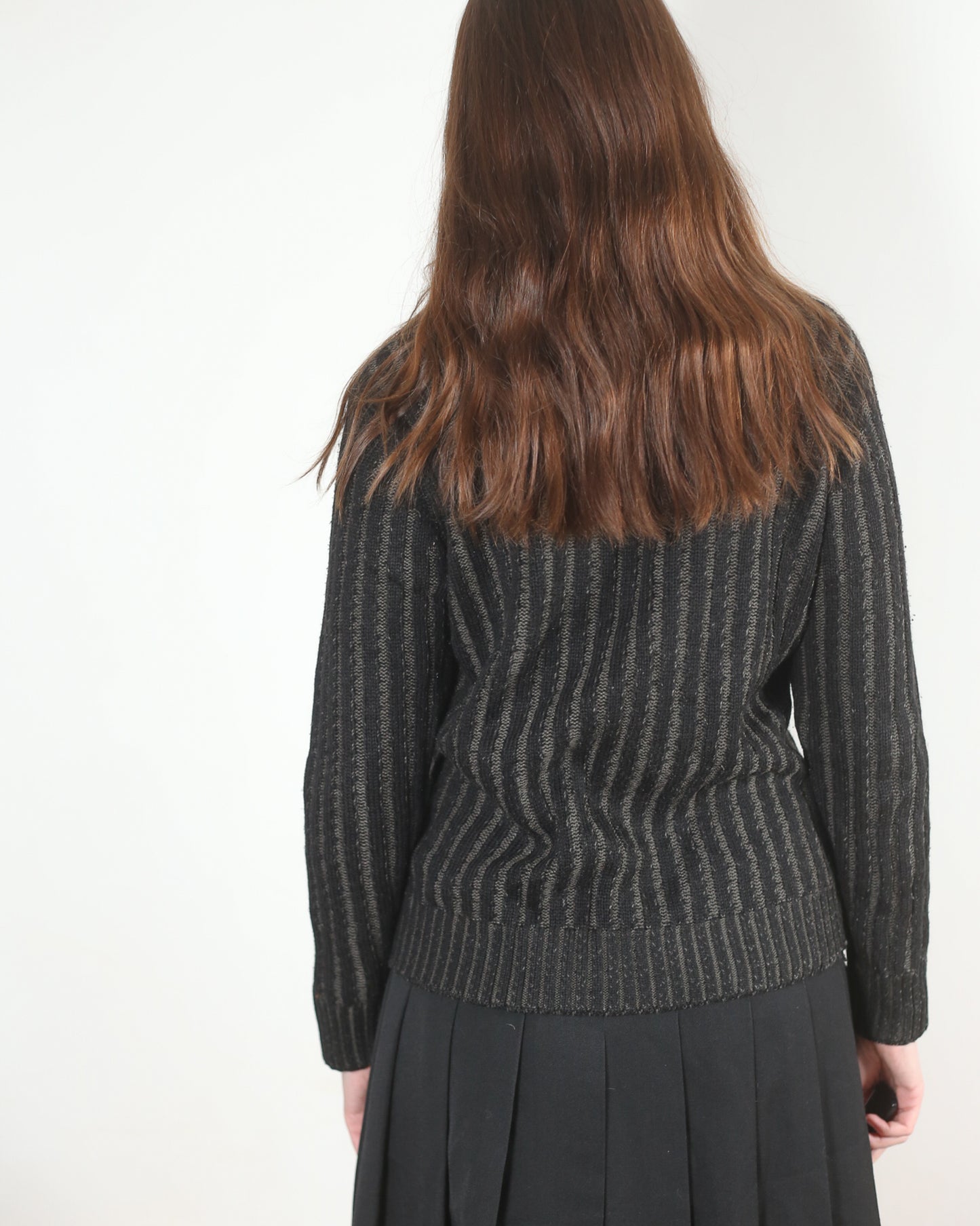 charcoal sweater M-L
