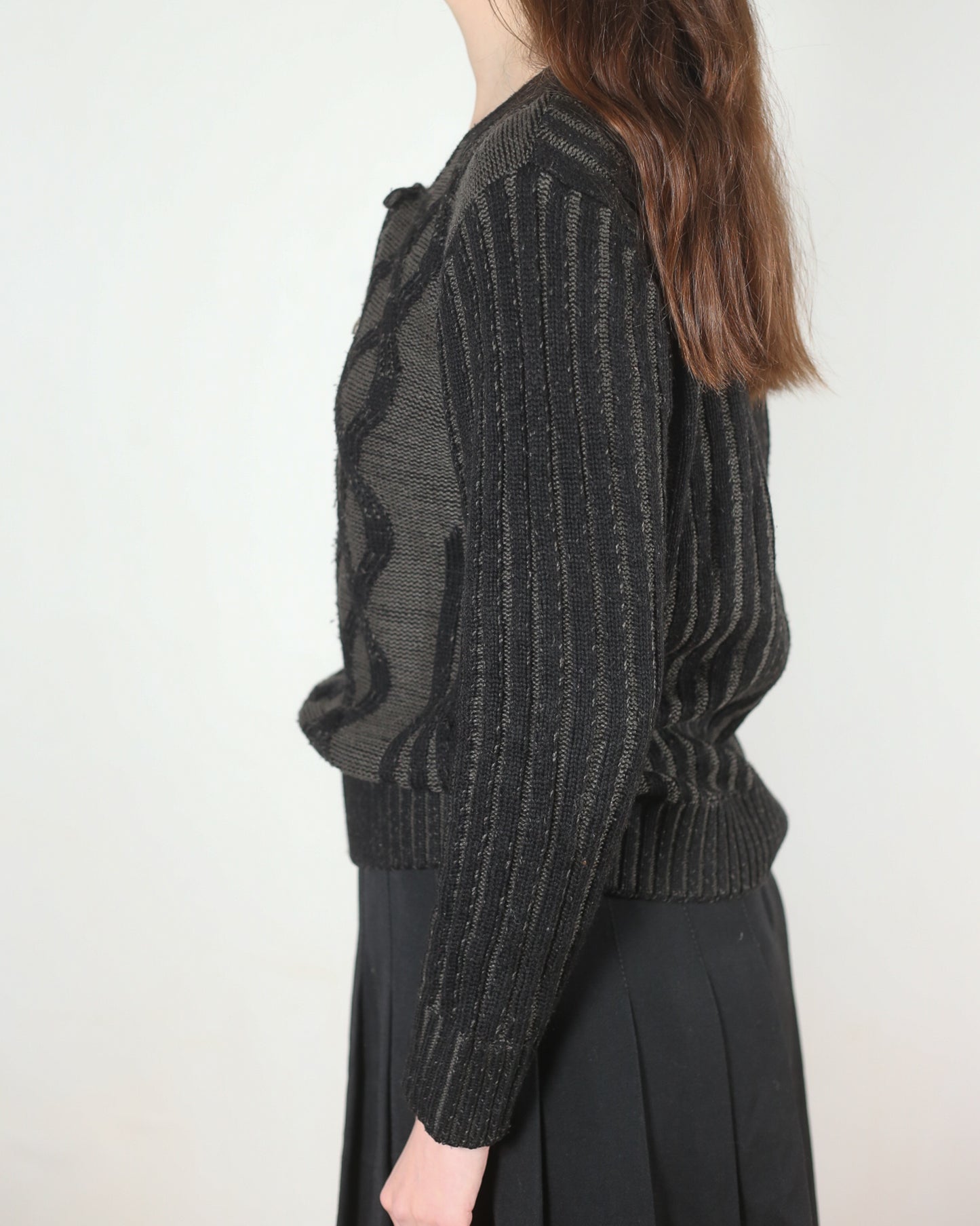charcoal sweater M-L