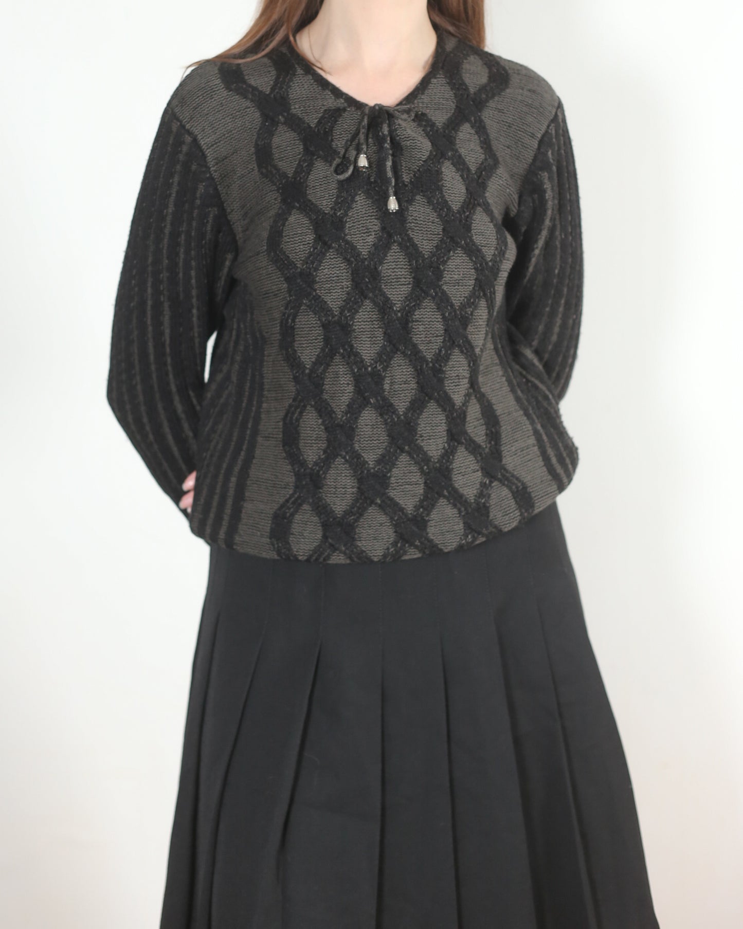 charcoal sweater M-L