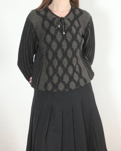 charcoal sweater M-L